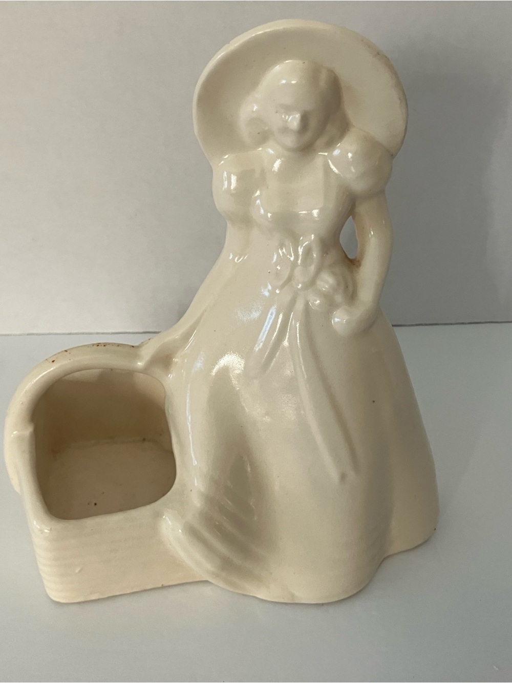 Hull Pottery Ivory Glazed Ceramic Lady Figurine Planter